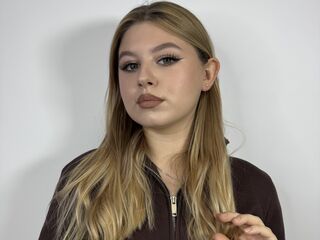 hot cam play MercedesVaught