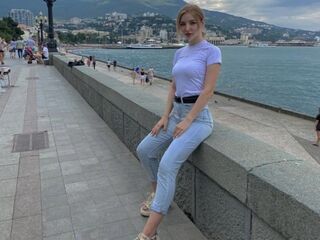 nude webcam girl photo MiCrayford