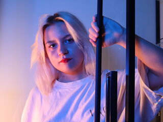 camgirl masturbating MicheleColeman