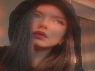 naked webcam girl picture MilaLyra