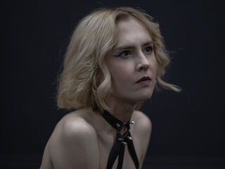 hot strip tease show MilaVeyra