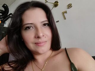 naked girl with webcam masturbating with vibrator MonserratDuncan
