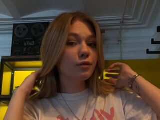 Kinky webcam girl NicholGatz