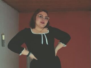 camgirl live NovaStuart