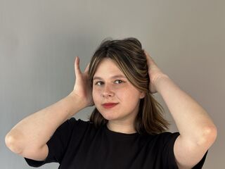 cam girl masturbating with vibrator OdelindaHatter