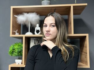 camgirl showing tits PhyllisHarrie