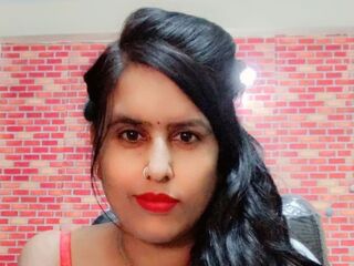 hot naked webcamgirl SaraConway