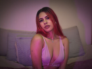 camgirl playing with vibrator ScarlettLyn