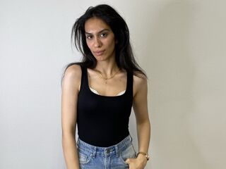hot web cam show ShaniZwick