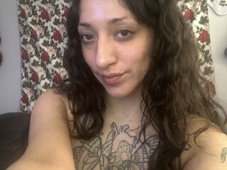 naughty camgirl masturbating with vibrator Slaynaxoxo