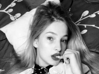 webcam babe chatroom SofiaRoud