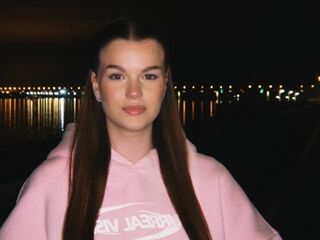 adult cam show StaceyRouthier