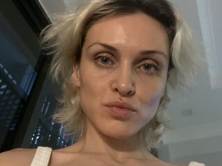 erotic webcam Sweetadrianahot