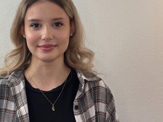 live chat room TanyaPanah