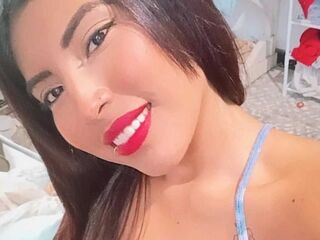 camwhore spreading pussy TatianaMartinez