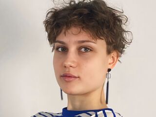 cam girl spreading pussy TheolaTunison