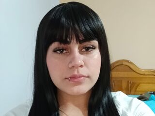 camgirl fingering pussy VanessaTrey