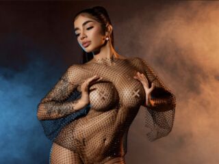 hot strip tease cam VictoriaBello