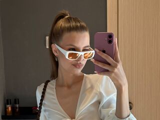 camgirl playing with sex toy ViolettaDarling