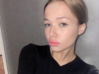 livechat WilonaFairbrothe