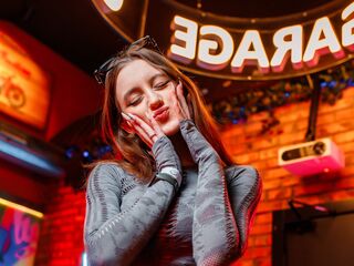 sex cam online XeniaUsher