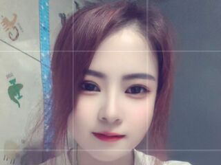 webcam striptease show YiQiao