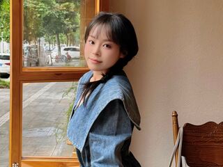 masturbating camgirl YukiAidan